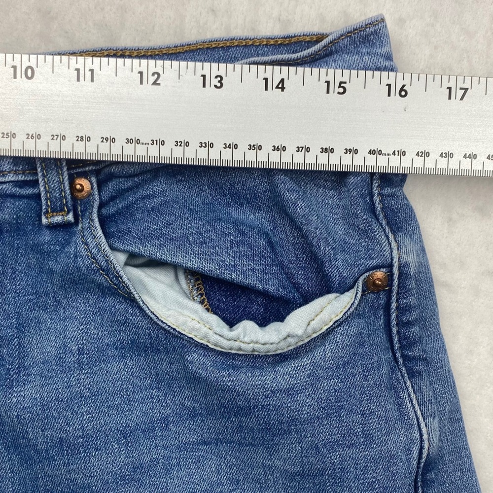 Levis 505 Regular Fit Jeans Mens 34x32 Medium Wash Blue Straight Leg Denim Pants - Picture 13 of 16